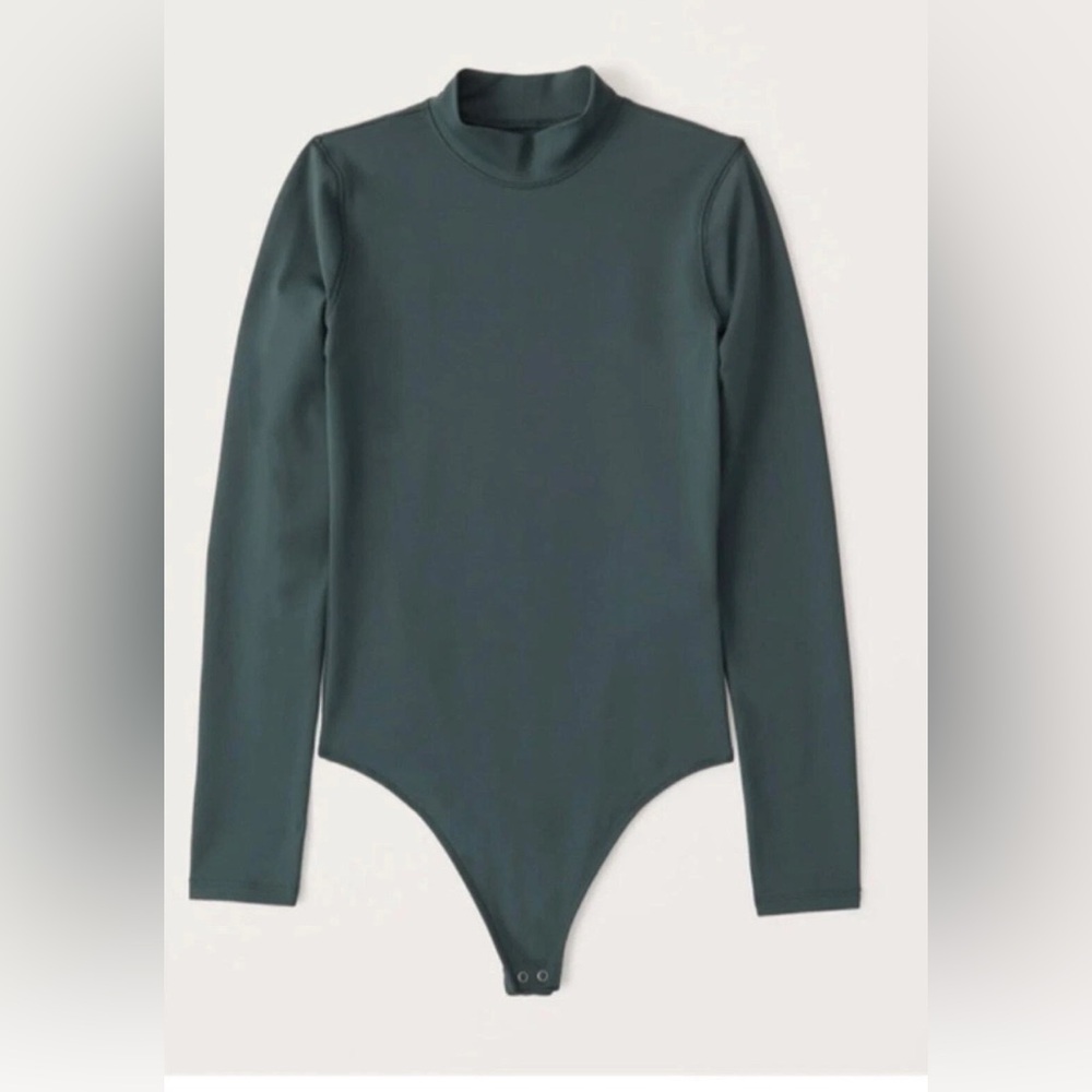 Abercrombie & Fitch Soft Matte Seamless Long-Sleeve Mockneck‎ Bodysuit Green XS